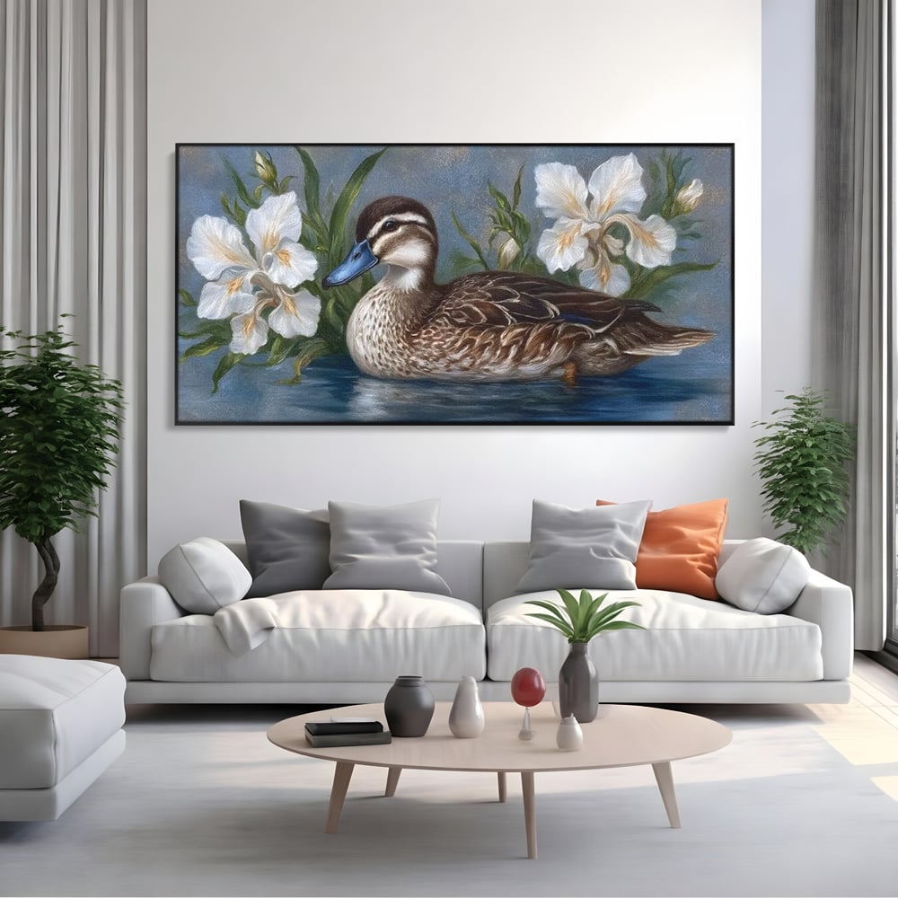 Tablou canvas cu tablou canvas cu rata si crini albi, in rama de aluminiu negru, pe perete intr-un living